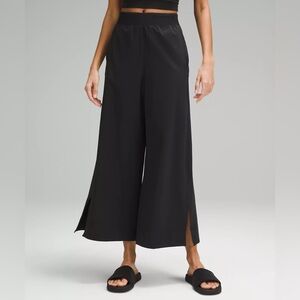 Lululemon Stretch Woven High-Rise Wide-Leg Cropped Pant Black L